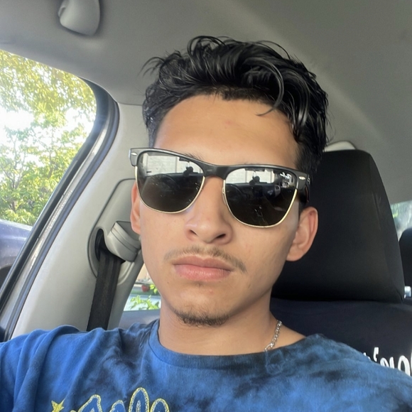 trendythreds574